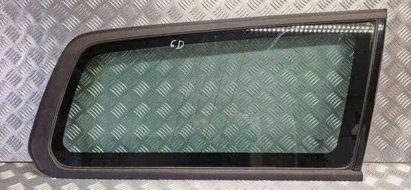 Vidro traseiro direito OEM 30674856 para Volvo V70 III image 2