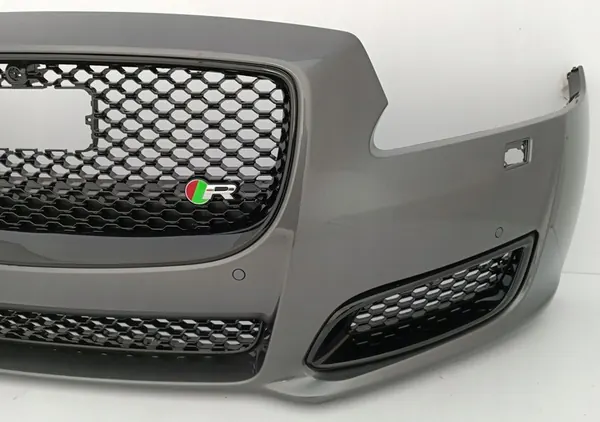 Front Bumper JAGUAR XJ351 R-SPORT image 4