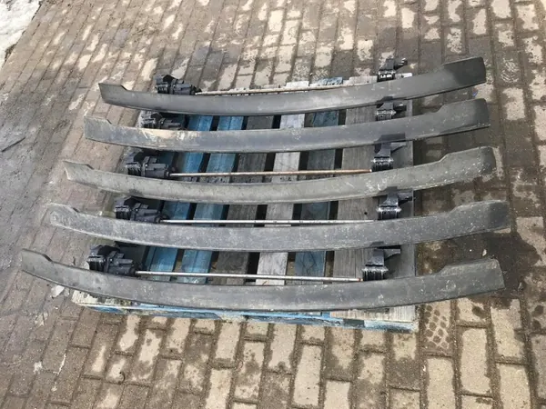 Dodge RAM 1500 voorbumper spoiler OEM 68274406 image 2