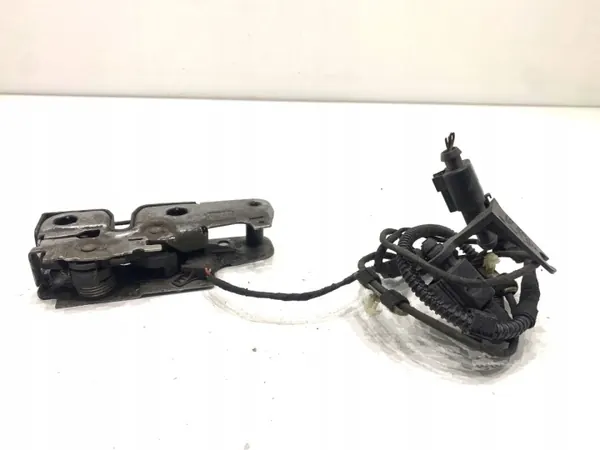 Fecho do capô dianteiro OEM 5M0820536A para VW Passat B7 image 3