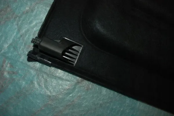 Achter Bagagerek OEM PÓŁKA TYLNA BAGAŻNIKA VW CADDY MAXI 2K5 image 5