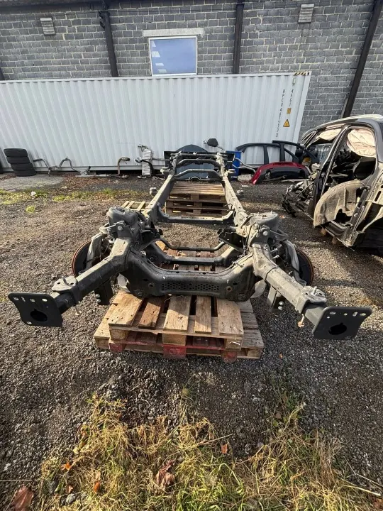 Cadre Dodge RAM 1500 2019 BNDRR OEM - Cabine Longue image 2