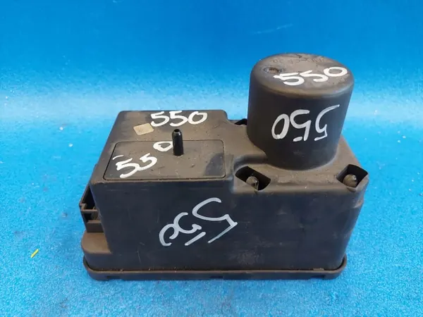 Keskitulppapumppu OEM 357962257 Passat B3 image 3