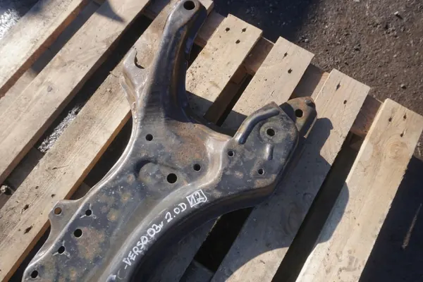 OEM TOY33789776 Toyota dwarsbalk 2001-2004 image 4