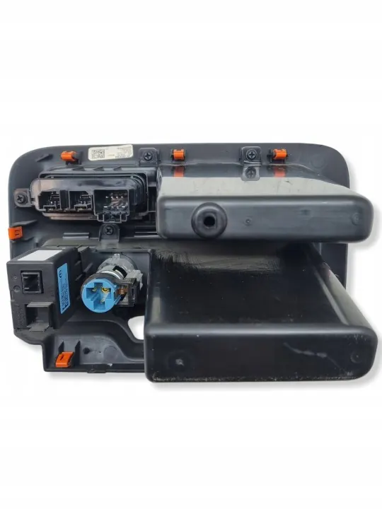 Porta USB Chrysler OEM 7EL12DX9AA - Usado image 3
