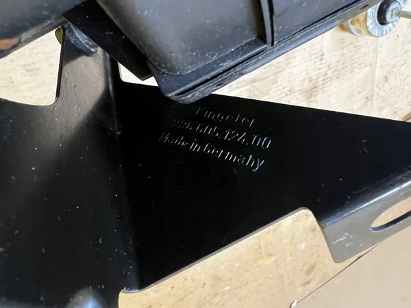 Pompe à air secondaire Porsche Carrera 911 996 image 5