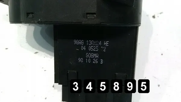Commutateur Ford d'occasion OEM AM-345895 pour Focus 1999 image 3