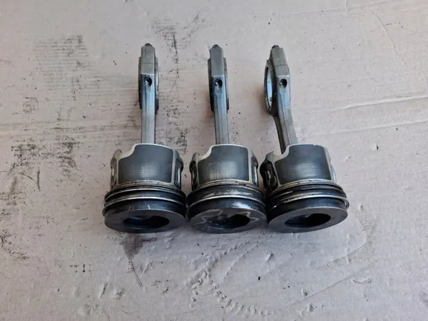 Begagnad Kolv & Staket Set BMW Diesel M47N 2.0D image 2