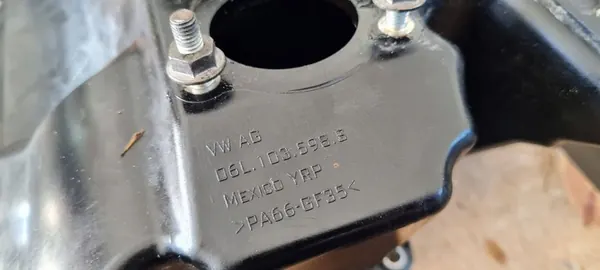 Oljetank 06L103598S VW Audi A6 A5 Q5 Skoda 2.0 TFSI image 7