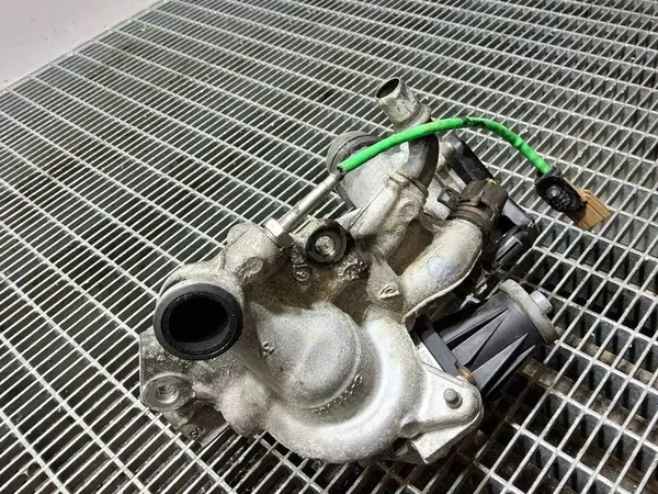 Collecteur d'admission RENAULT KADJAR 1.5L diesel 147173974R image 2