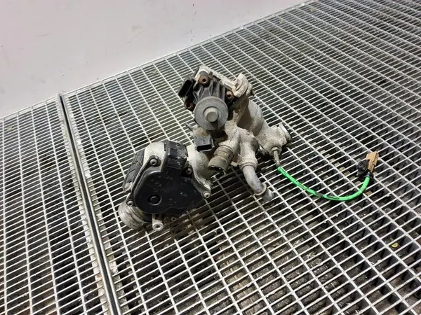 Collecteur d'admission RENAULT KADJAR 1.5L diesel 147173974R image 9