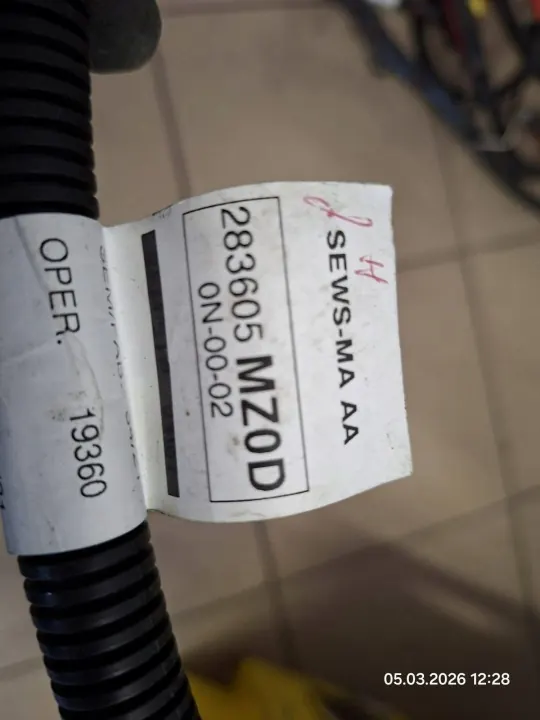 Cable de Masa Renault OE OEM 283605MZ0D - Usado image 3