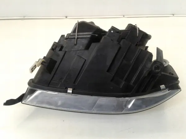 Vorderer rechter Scheinwerfer Audi A6 C5 image 8