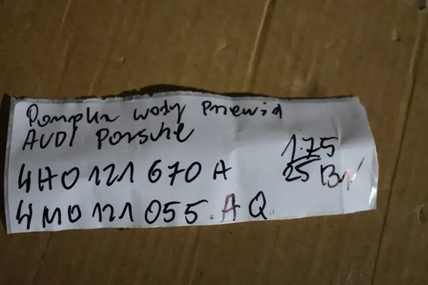 Vesipumpun letku Audi Porsche image 5