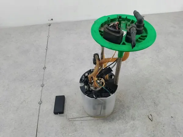 Bränslepump OEM 4F0919051A för Audi A6 C6 2.0 TFSI image 7