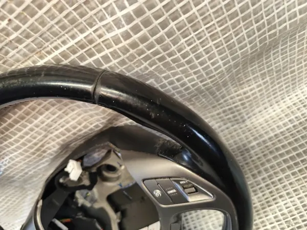 Hyundai IX35 13-15 Nahkaohjainpyörä OEM image 5