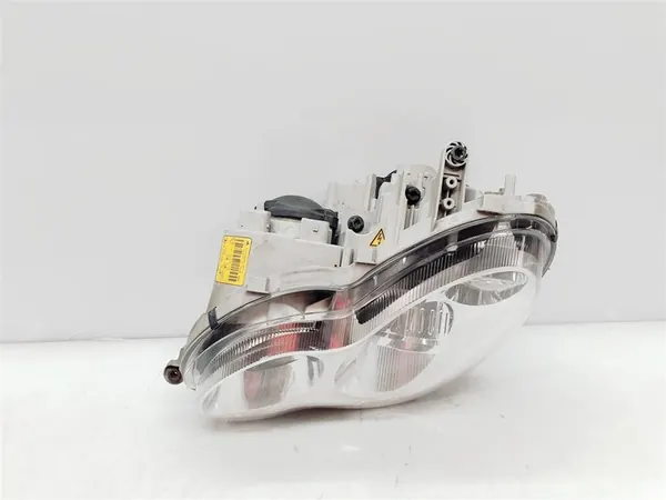 Linker Xenon Koplamp Mercedes C-Klasse W203 04-07 image 3