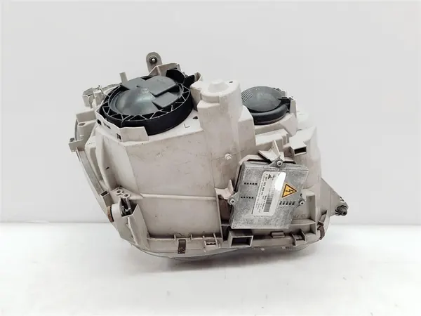 Linker Xenon Koplamp Mercedes C-Klasse W203 04-07 image 6