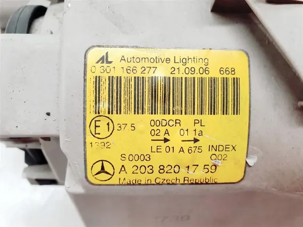 Linker Xenon Koplamp Mercedes C-Klasse W203 04-07 image 9