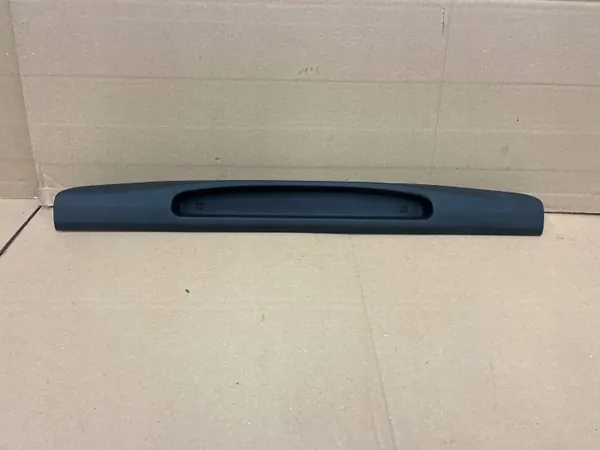 Garniture de pilier Porsche 911 991 OEM 991555122 - Occasion image 2