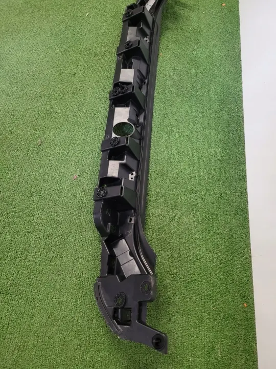 OEM L8B2-442A01-PIA Heckklappen-Spoiler-Gleiter image 3