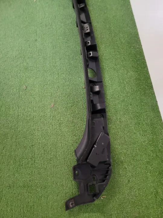OEM L8B2-442A01-PIA Heckklappen-Spoiler-Gleiter image 5