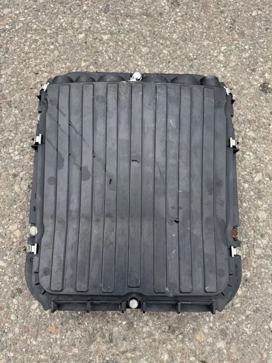 Mercedes Actros MP4 Abdeckung OEM A9605401623 - Gebraucht image 2