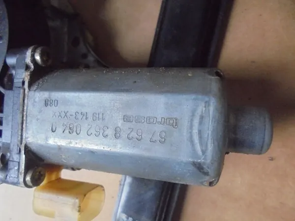 Regulador de janela dianteira esquerda BMW E46 Coupe Cabrio OEM 67628362064 image 3