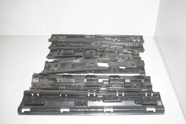 BMW OEM 7332331 Linker dorpelstrip image 3