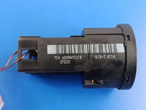 VW POLO IV 9N 1.4 Lichtschakelaar 6Q0941531B image 4