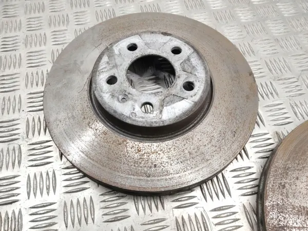 Gebrauchte Audi OE Vorderbremsscheibe OEM RZV78285 image 3