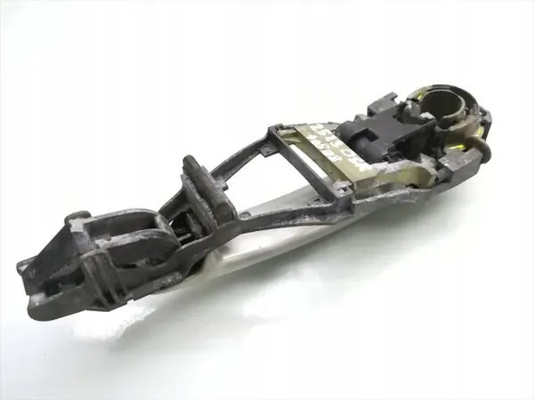 VW Passat Takaluukun Kahva 1999 Estate 4/5dr image 4