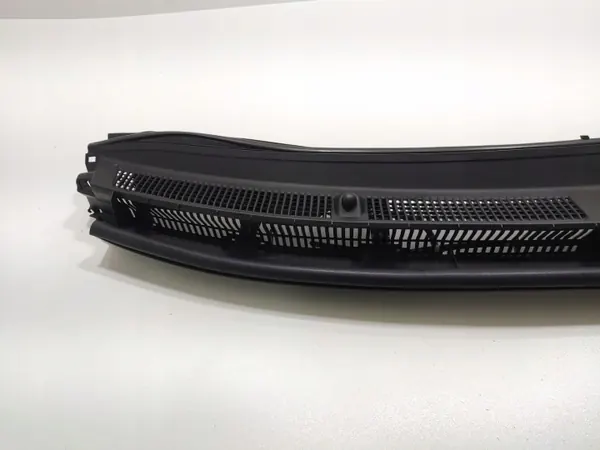 OEM 55781-0H080 Oberer Windschutzscheibenabschluss Toyota Aygo II image 3