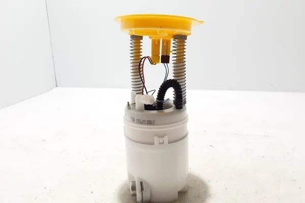 Brandstofpomp MERCEDES-BENZ A (W169) A1694700600 image 2