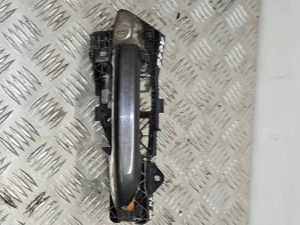 Volkswagen PASSAT B6 2007 Etuvasemman oven kahva OEM image 3