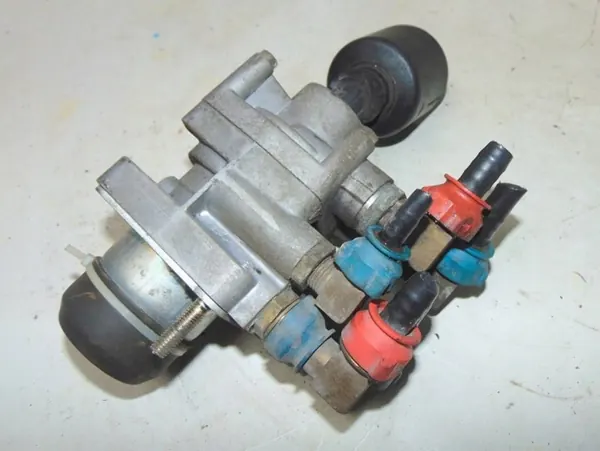 Secador de ar MAN M2000 14.192 93R - Peça OEM usada image 6