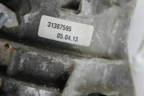 Volvo servopump OEM 31387595 - Begagnad image 5