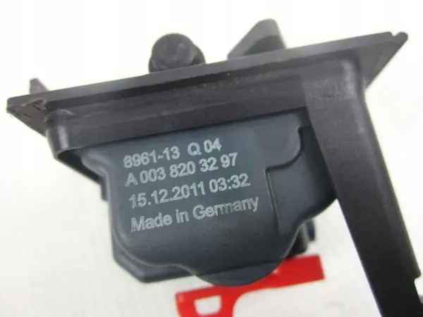 Polttoainesäiliön luukun aktuaattori Mercedes ML W166 image 3