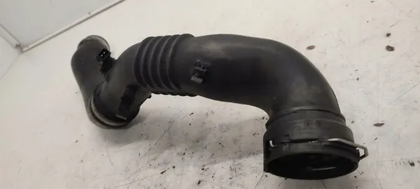 Tuyau d'intercooler BMW E90 E91 2.0D image 4