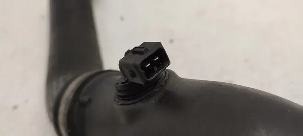 Tuyau d'intercooler BMW E90 E91 2.0D image 5