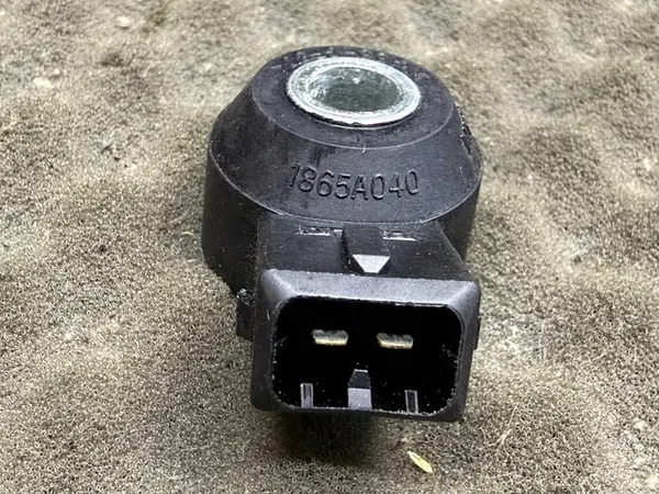 1865A040 Sensor de Batida Mitsubishi OE image 2