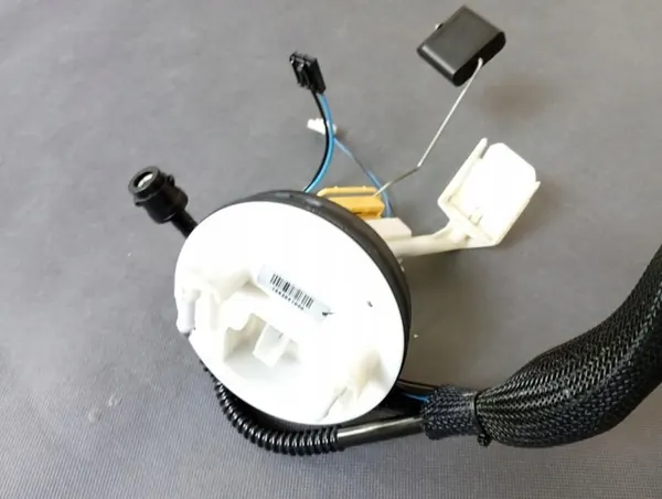 MERCEDES CLK W209 LIFT Brandstofpomp Drijver 2.2 CDI A2034703394 image 5