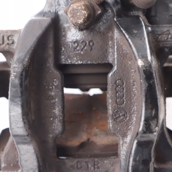 Audi A3 8V Vasemman Takajarrusatula 8V0615423E image 4