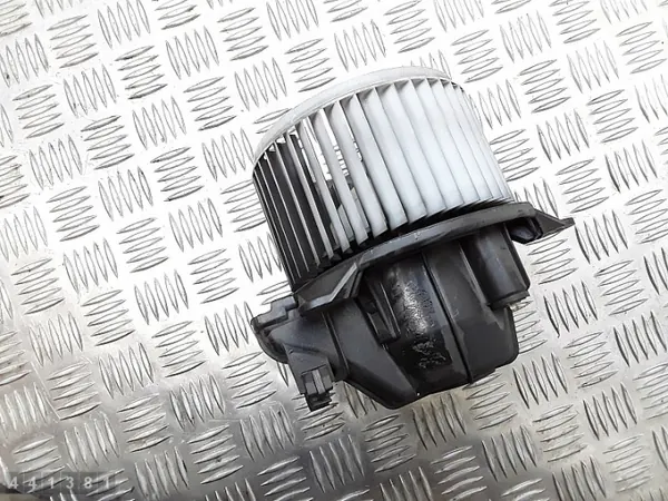 Fiat Stilon lämmityspuhallinmoottorin tuuletin OEM 110938 image 3