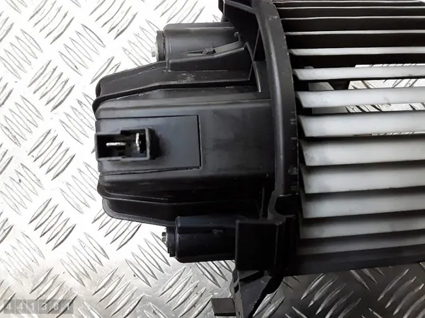 Fiat Stilon lämmityspuhallinmoottorin tuuletin OEM 110938 image 5