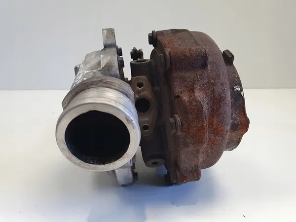 Volvo S60 I V70 II 2.4 D5 Turbocompresor 30757080 image 5