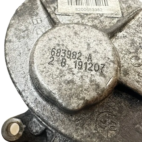 Bomba de vácuo Renault Trafic II OEM image 7