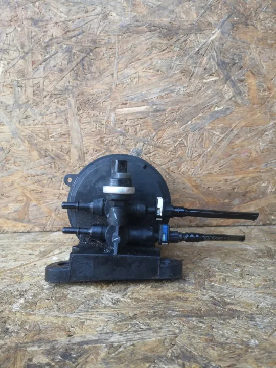 Brandstofffilterhuis Ford OE BK21-9155 Transit image 3