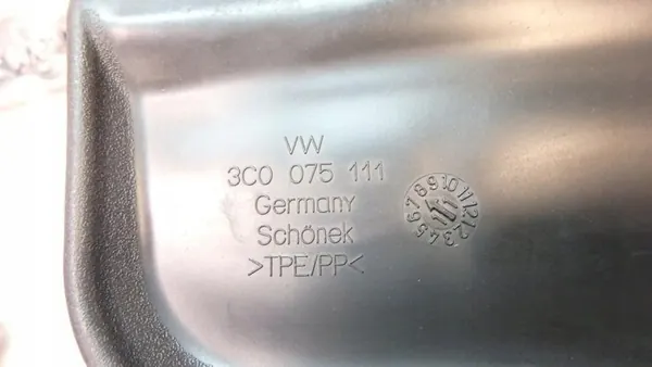 Protetores VW Passat B6 Frente 3C0075111 OE image 3