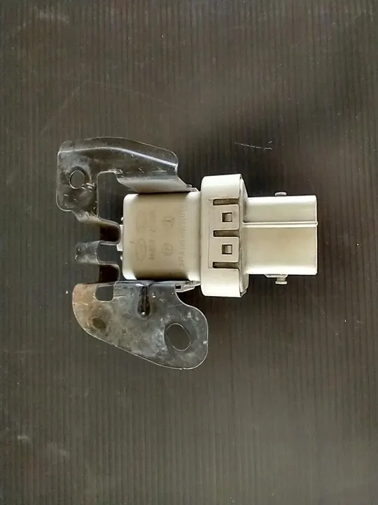 KIA SPORTAGE III 2.0CRDI Relais 36830-2F360 image 3